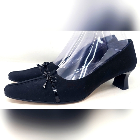 Vaneli Shoes - VANELI Black Satin Fabric Pumps Heels Patent Leather Bow And Heel Size 8